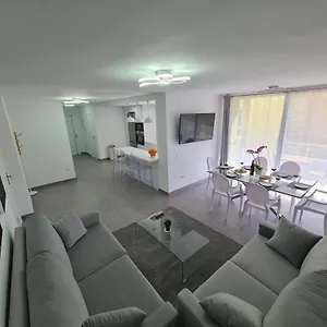 modern-3-bedroom-luxury-apartment-in-torremolinos.es-andalucia.com/